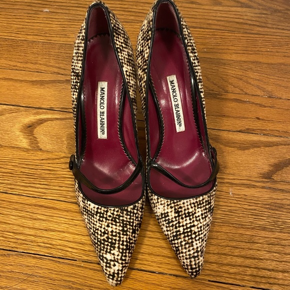 Manolo Blahnik Leather Heels - Picture 2 of 5